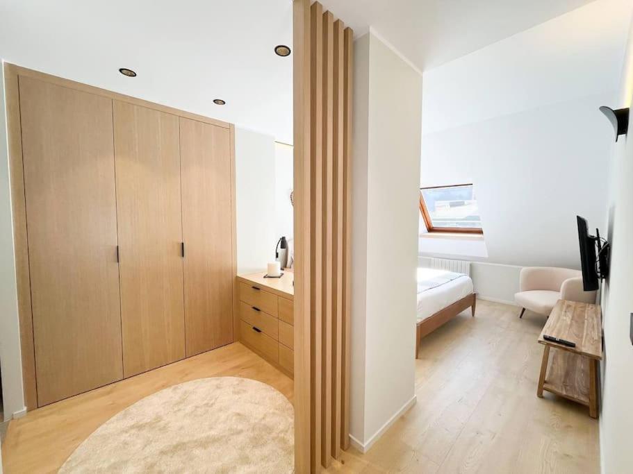 Apartment Atico Duplex De Lujo - Clasificacion 5 Estrellas - 8pax - A Pie Del Centro - 2 Parkings L By Bonesvacances *
