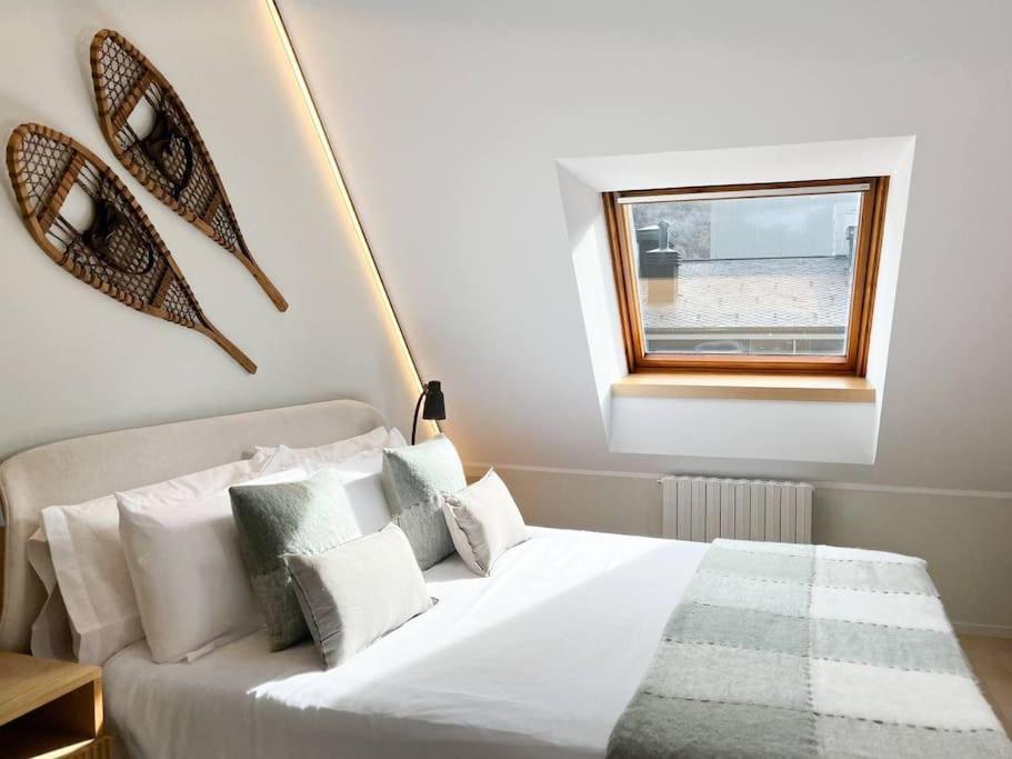 Atico Duplex De Lujo - Clasificacion 5 Estrellas - 8pax - A Pie Del Centro - 2 Parkings L By Bonesvacances * Andorra la Vieja