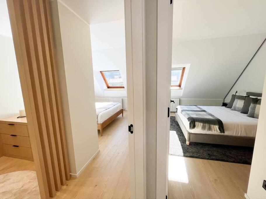 Atico Duplex De Lujo - Clasificacion 5 Estrellas - 8pax - A Pie Del Centro - 2 Parkings L By Bonesvacances * Andorra la Vieja